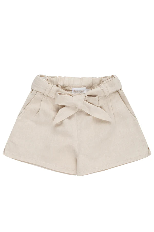 SHORTS MIT GÜRTEL AUS LEINEN