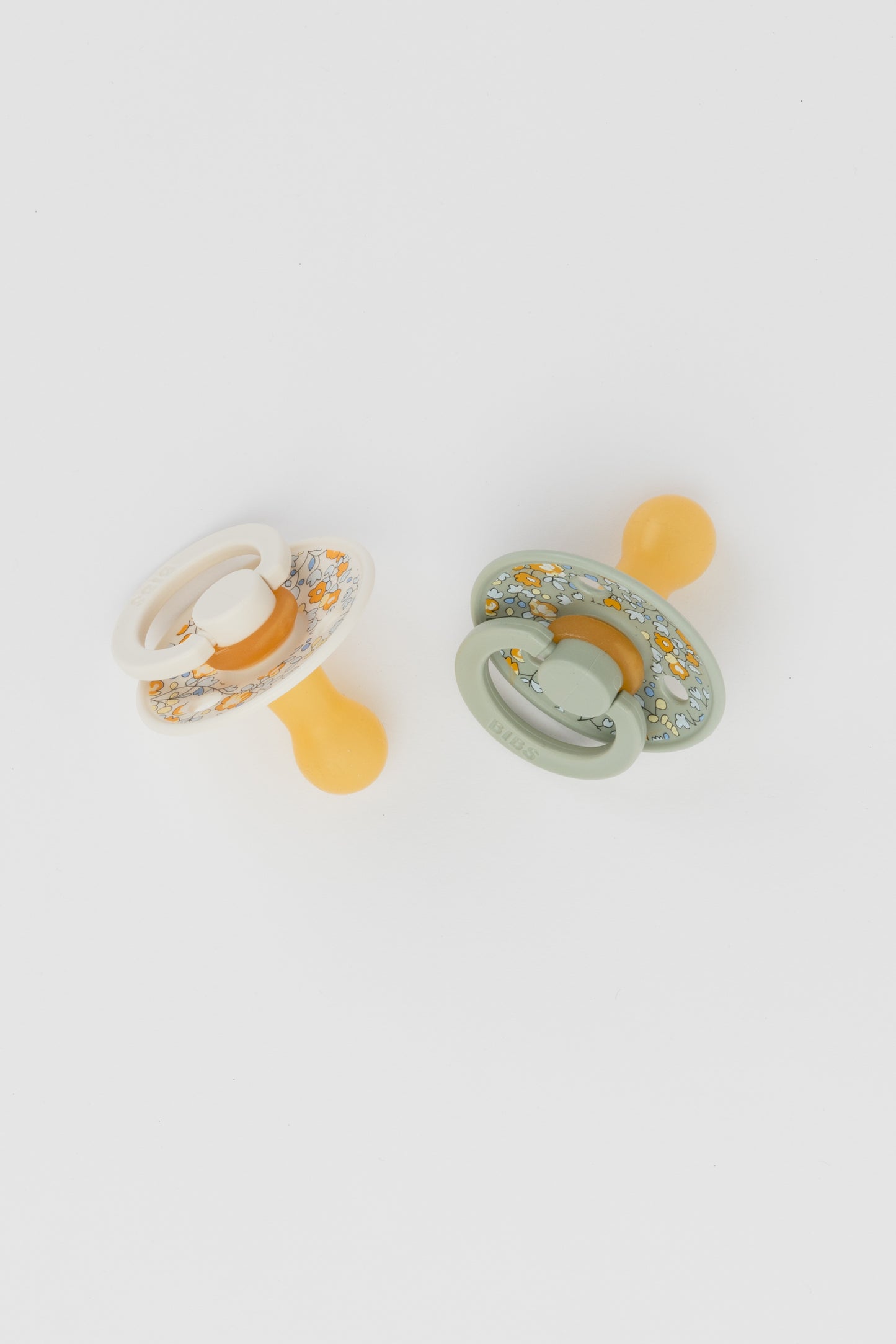 BIBS x LIBERTY SCHNULLER - 2 Pack Eloise - Sage Mix