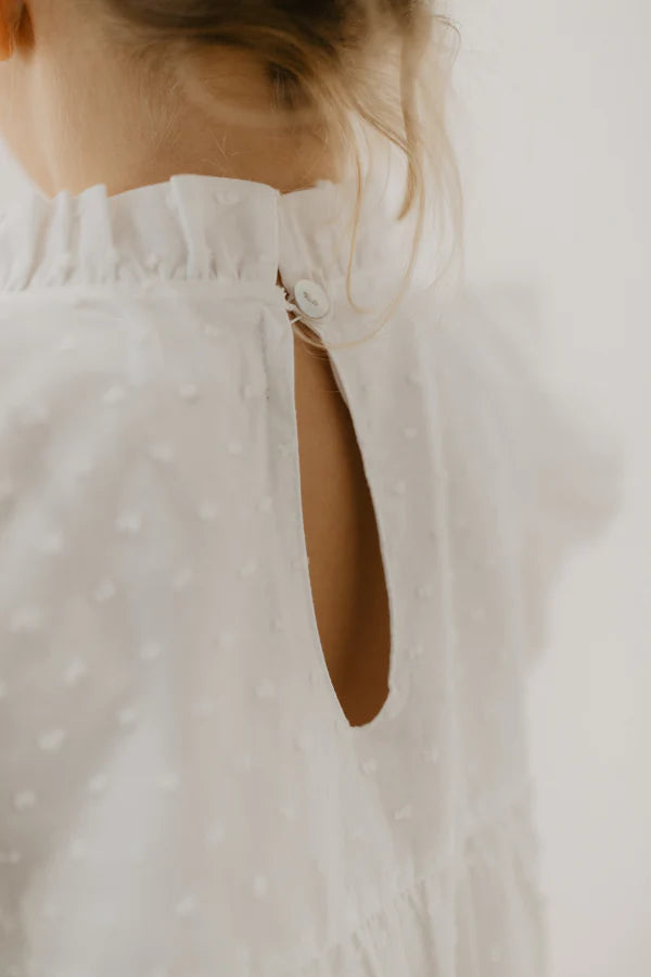 KLEID MIT BREITER RÜSCHE