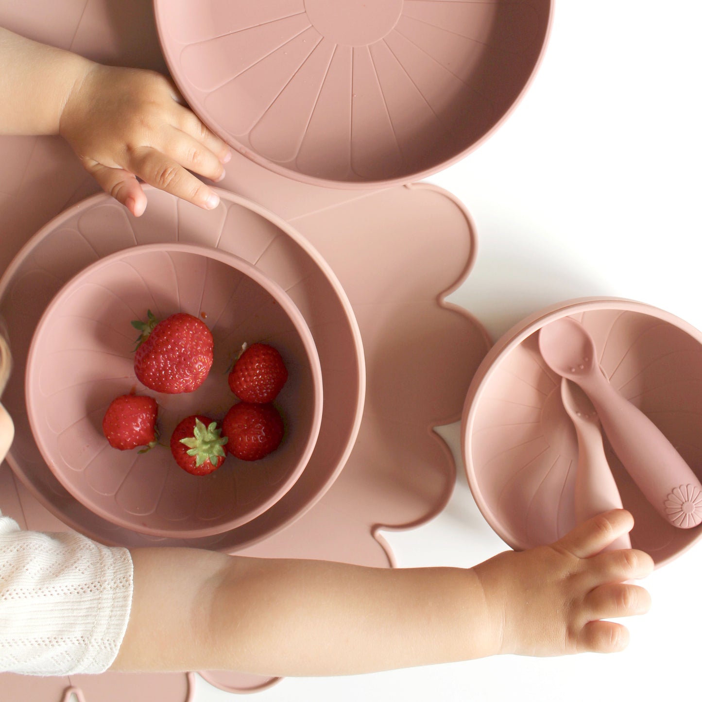 FLOWER PLATES, PACK OF 2 - ROSE MIX