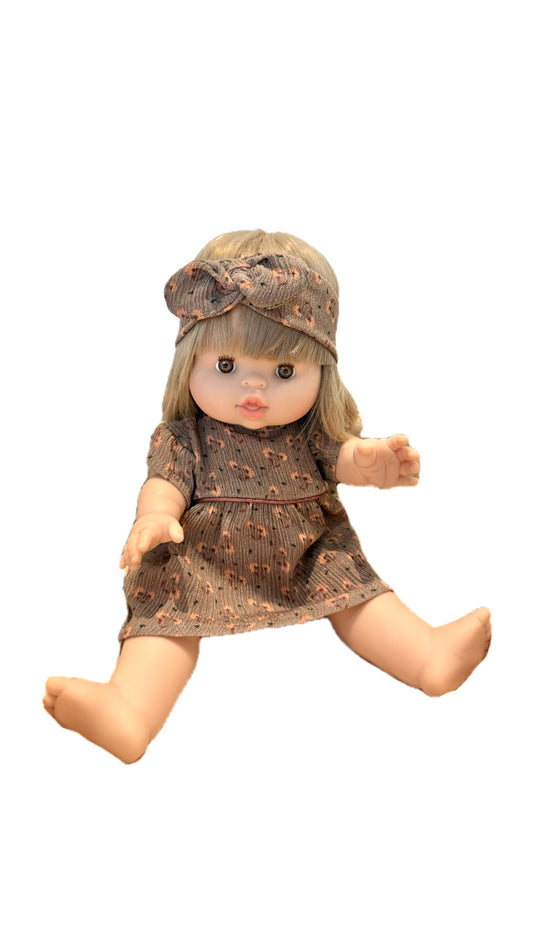 PUPPE Zoe - mit Kleid & Stirnband Braun