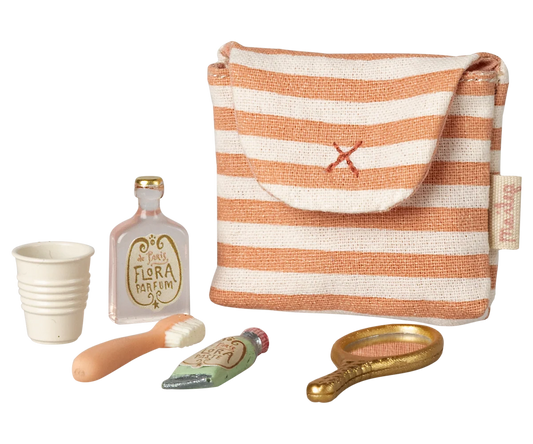 Maileg - Zahnbürsten-Set in Tasche, Maus – Rot gestreift