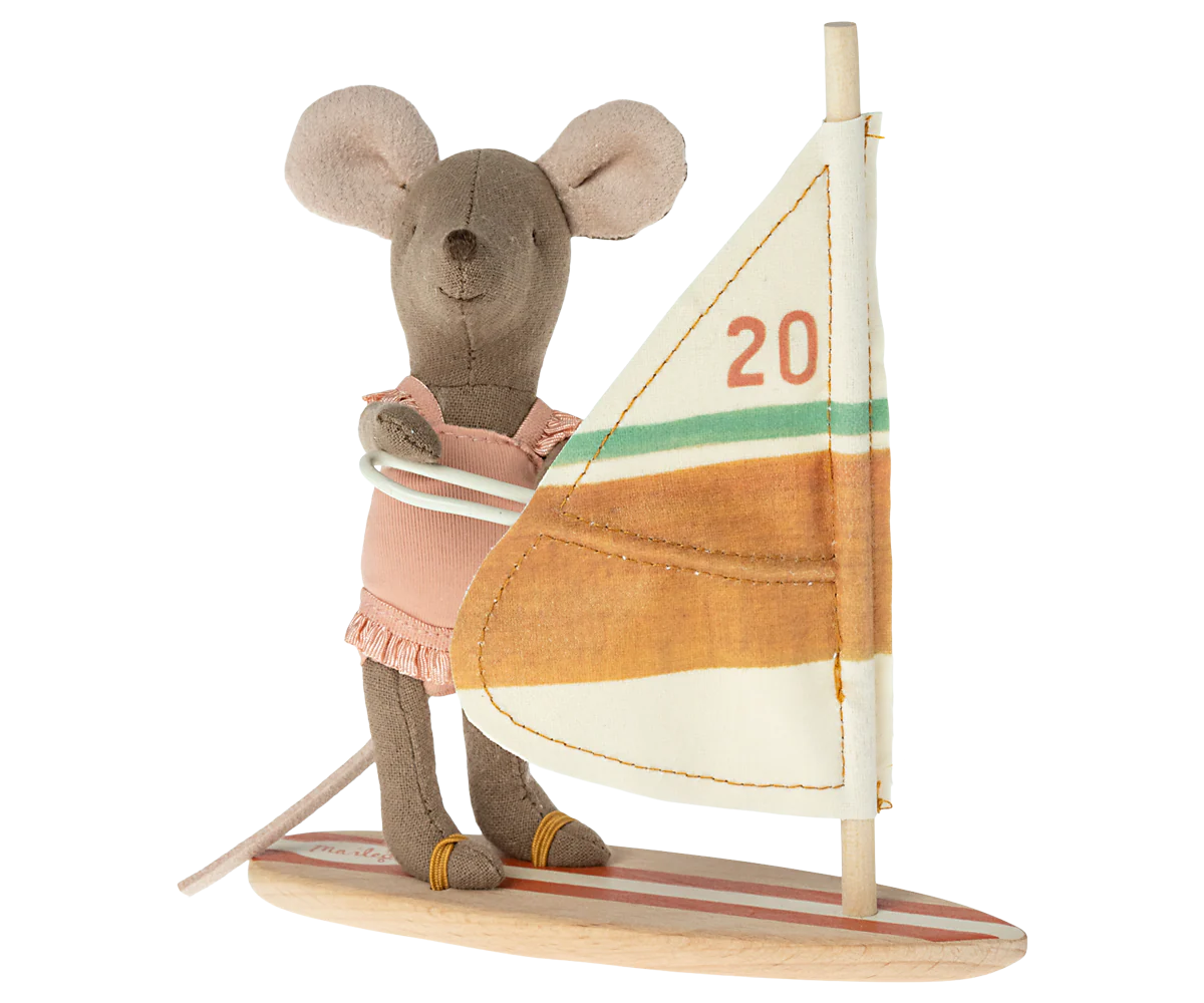 Maileg - Strandmäuse, Surfer kleine Schwester