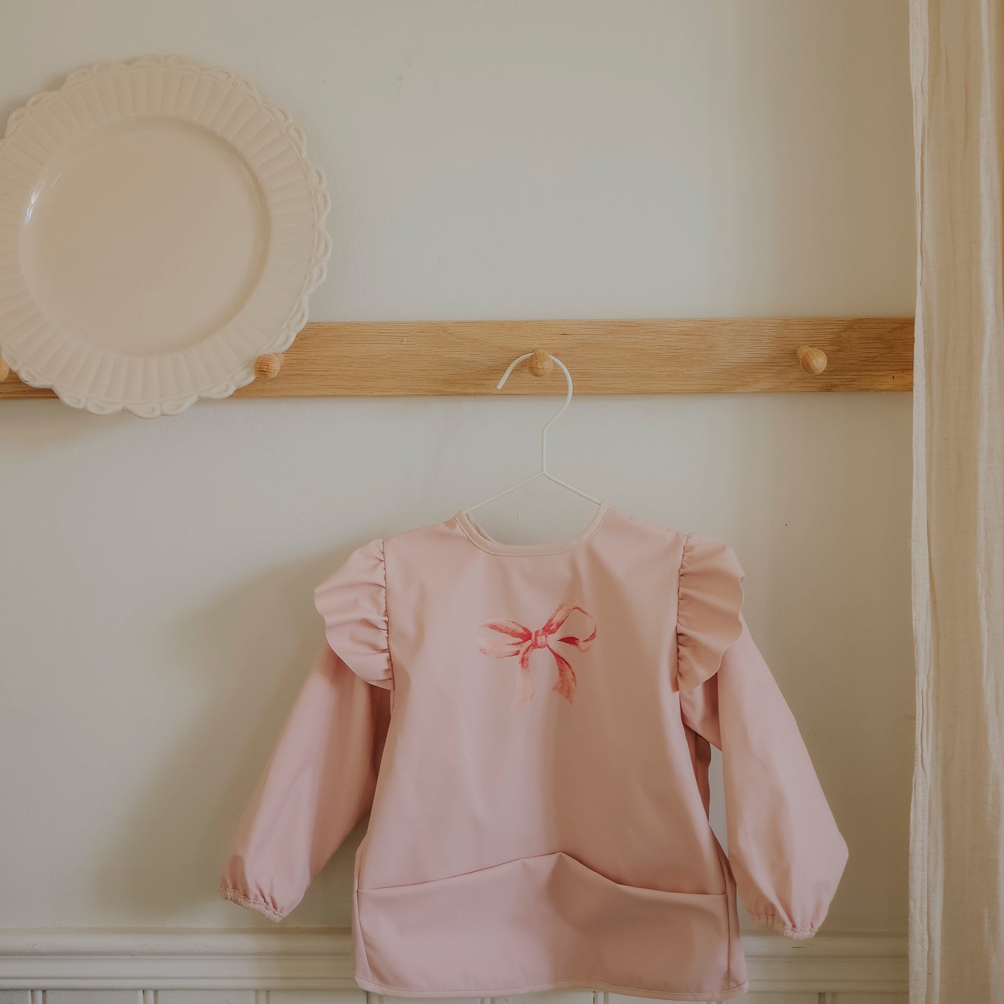 Langärmliges LÄTZCHEN - Rosy Bow