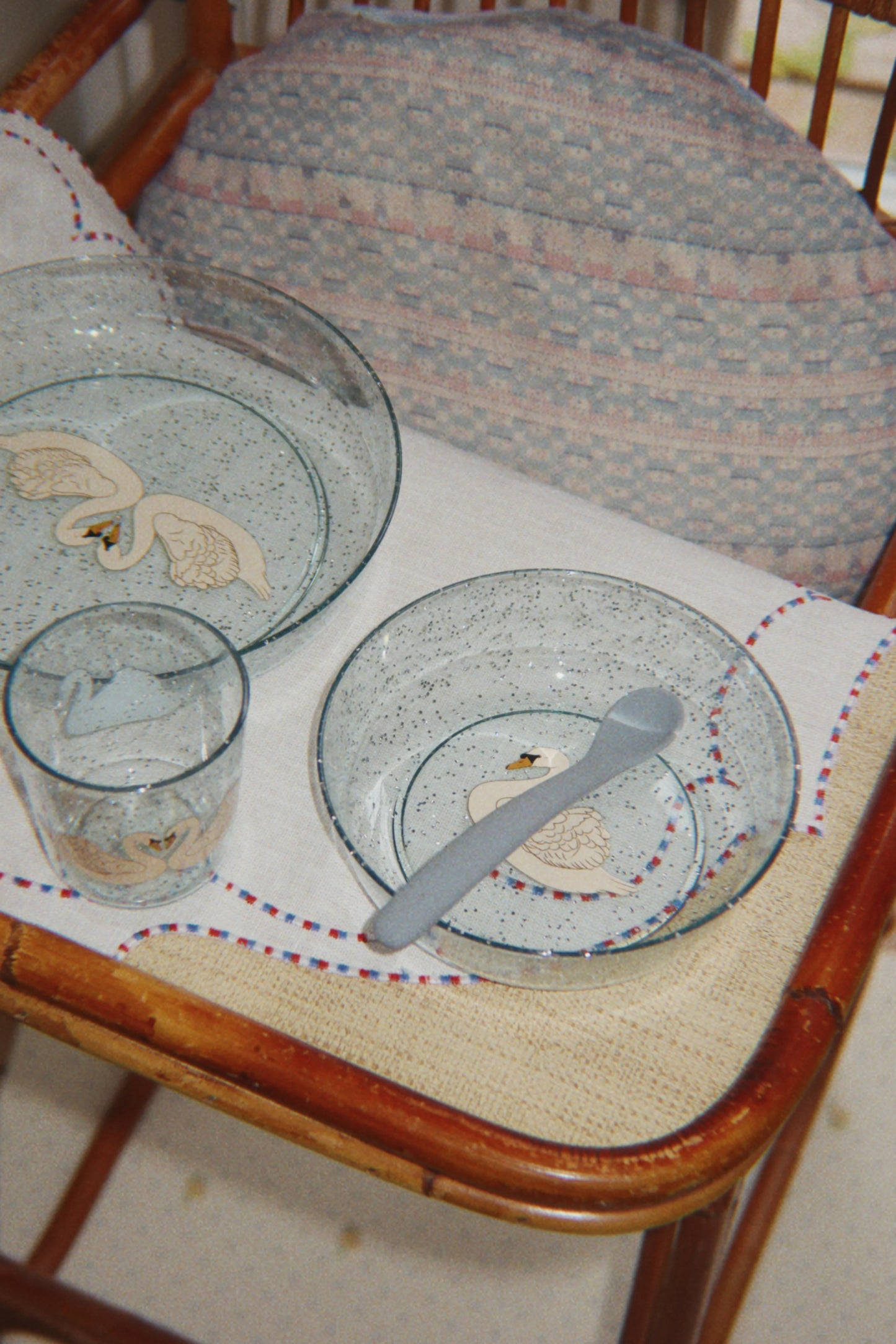 SPARKLY DINNER SET | swan blue