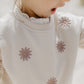 Oversized Sweatshirt mit Stickerei 'Field of daisies' - beige