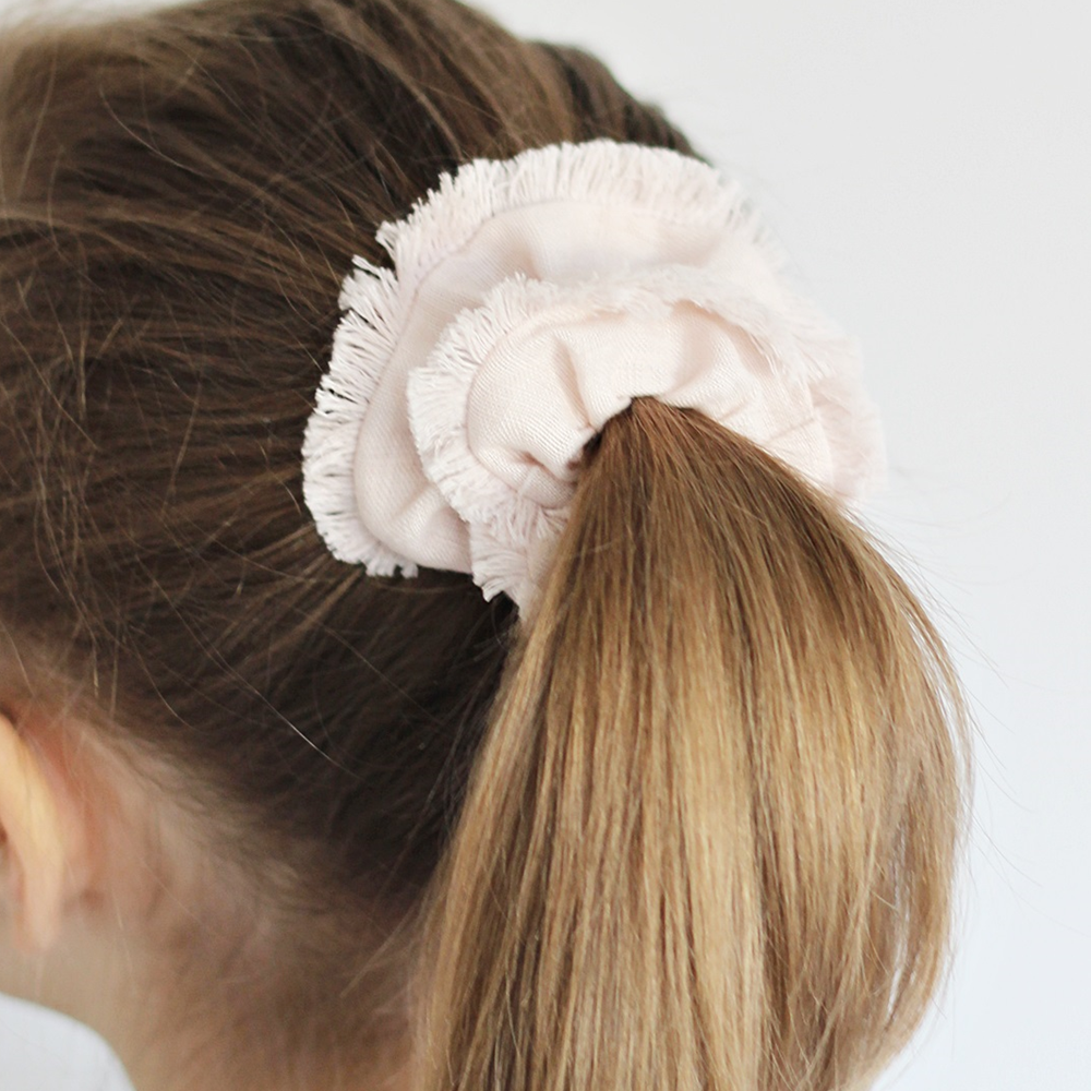 SCRUNCHIE POWDER PINK