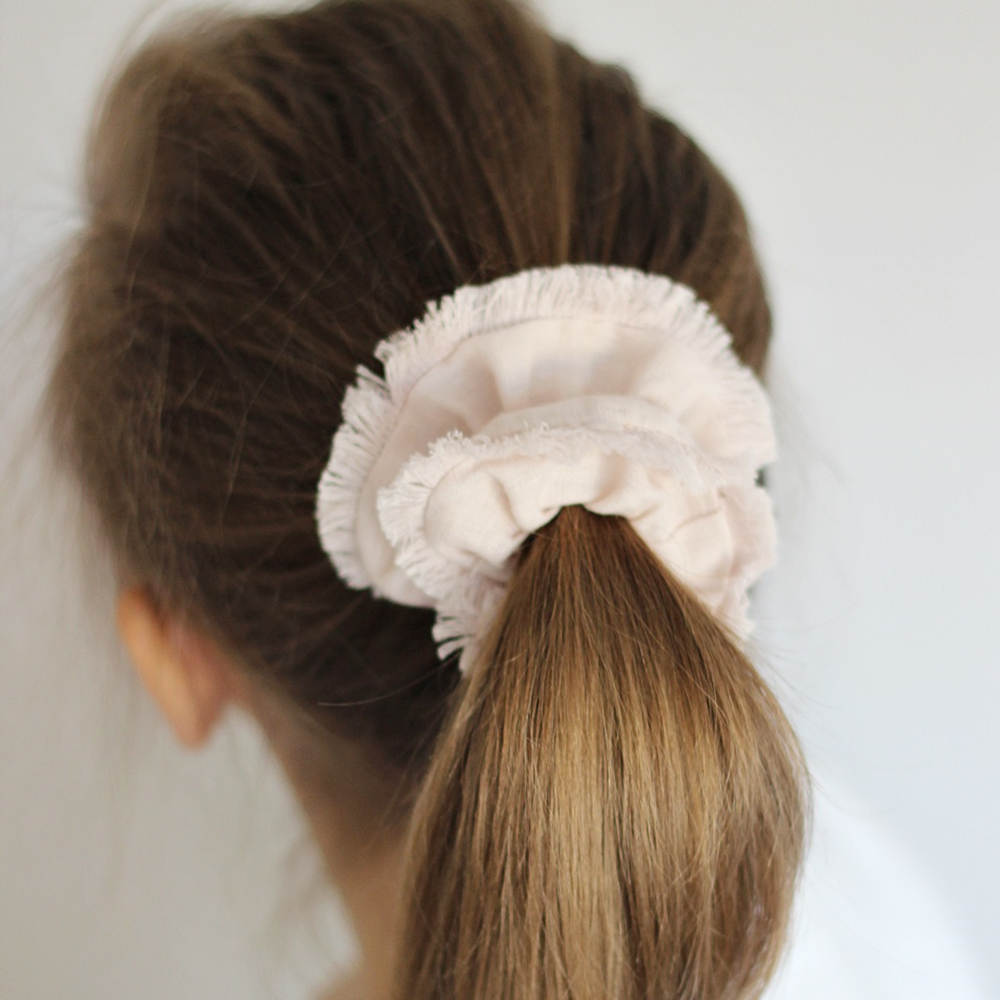 SCRUNCHIE POWDER PINK